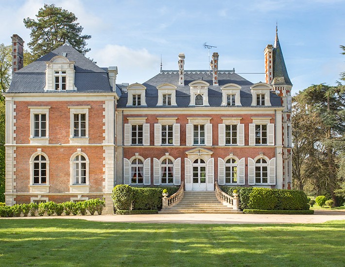 Facade-1 Chateau de la Caillotiere